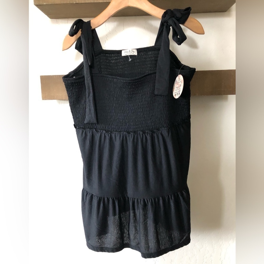 Jolie & Joy|Tiered ruffle black tie tank with ruching, plus size 1X, NWT•••